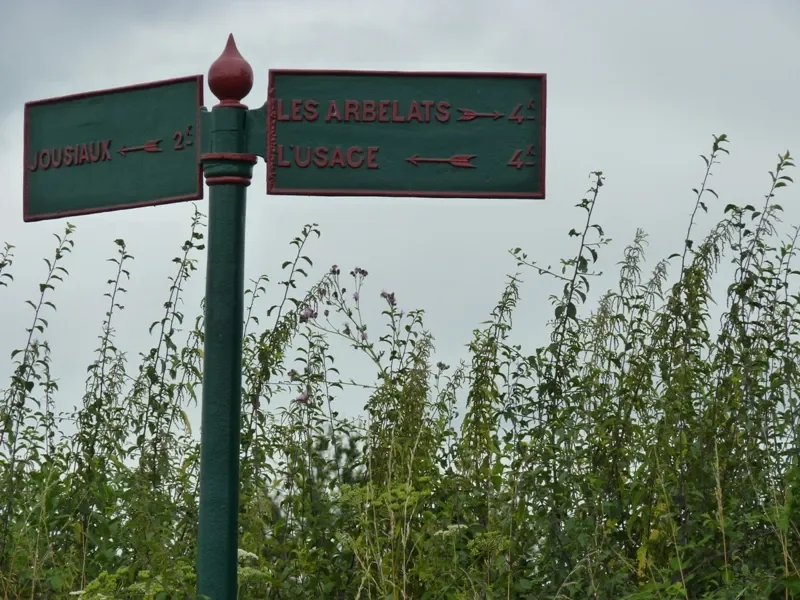 les anciens (et les seuls) panneaux de direction