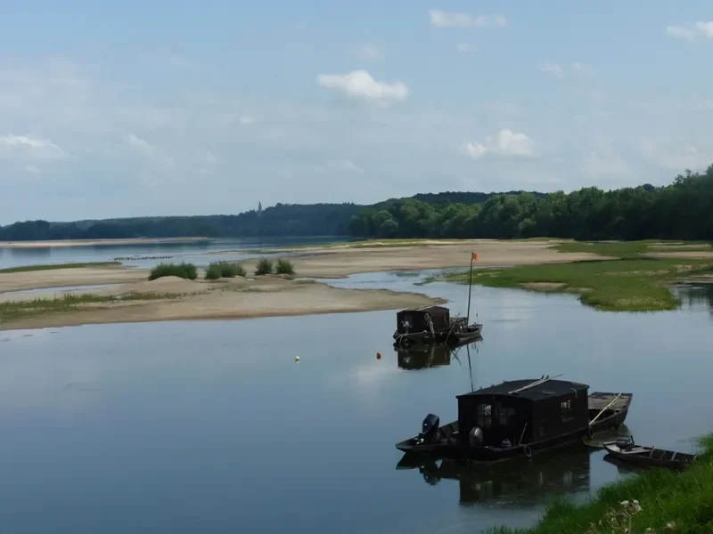 bateaux sur la Loire : toues cabanées