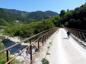Voie verte Dolce Via, la vallée de l'Eyrieux