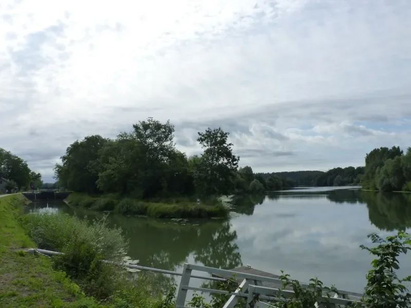 le Doubs et le canal du Rhône au Rhin