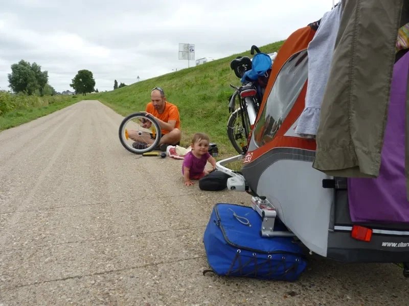 crevaison sur une roue de la carriole