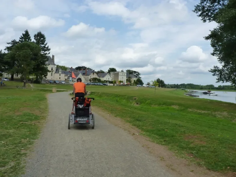 Le lac de Maine en arrivant sur Angers par l'Eurovélo 6 / la Loire à vélo