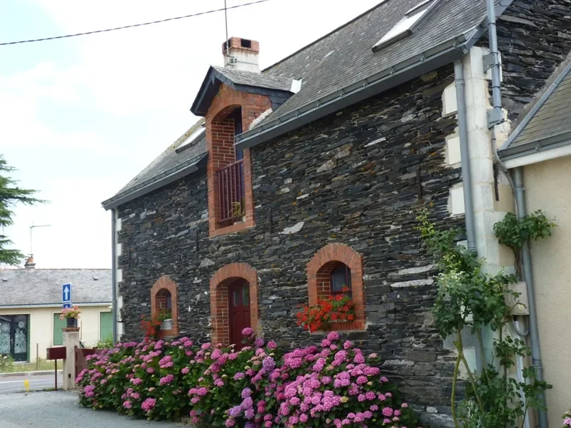 maison - Eurovélo 6 / la Loire à vélo