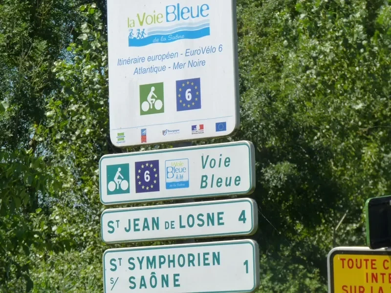 balisage sur l'Eurovélo 6 / la Voie Bleue