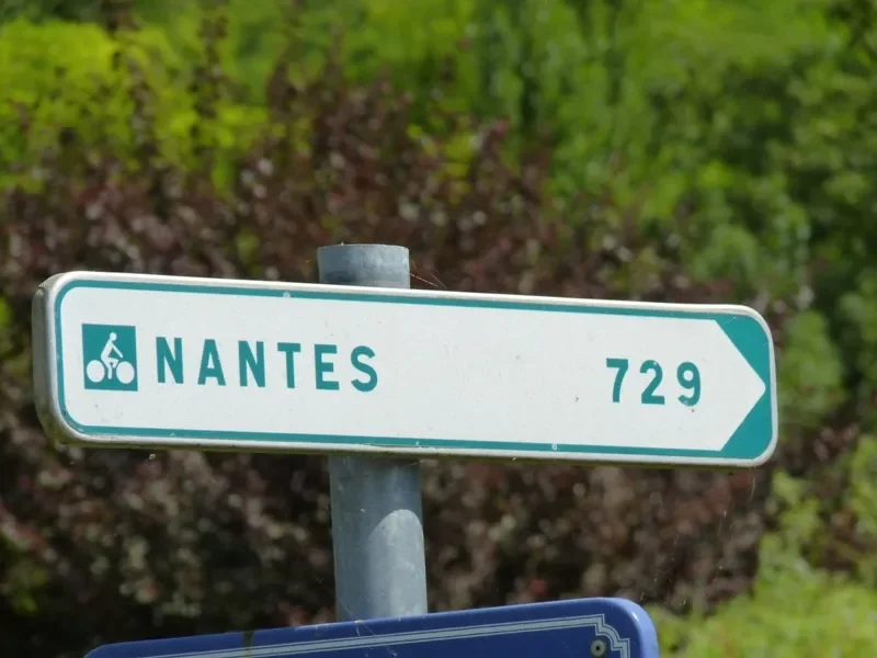 direction Nantes sur l'Eurovélo 6