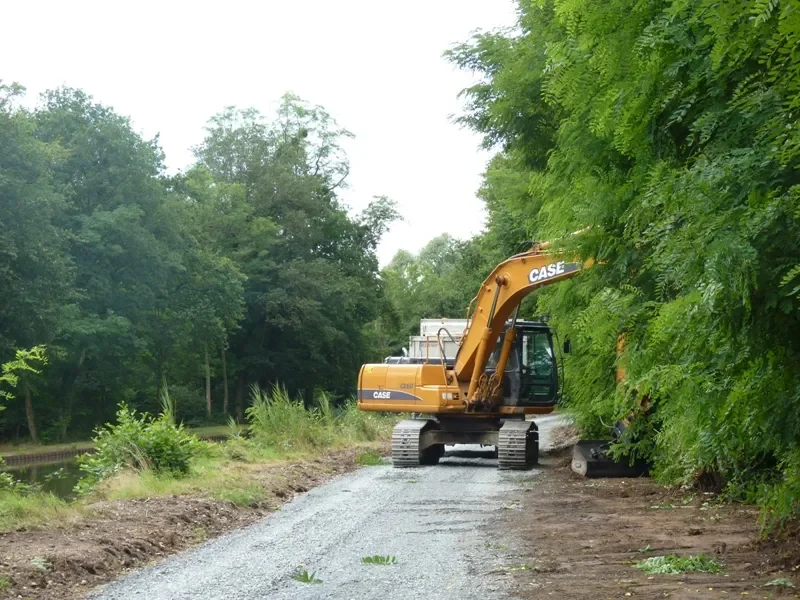 travaux d'aménagement du canal latéral à la Loire entre Nevers et Décize sur l'Eurovélo 6