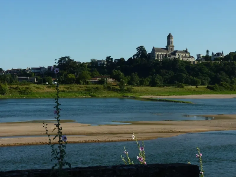 Village de Saint-Florent-le-Vieil au bord de la Loire